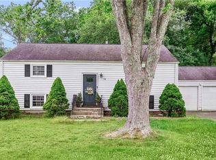 44 Alexander Rd, Milford, CT 06461