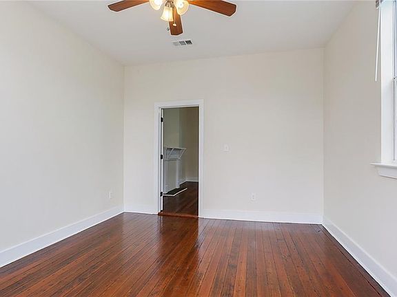 3rd image of 2805 Saint Ann St #7