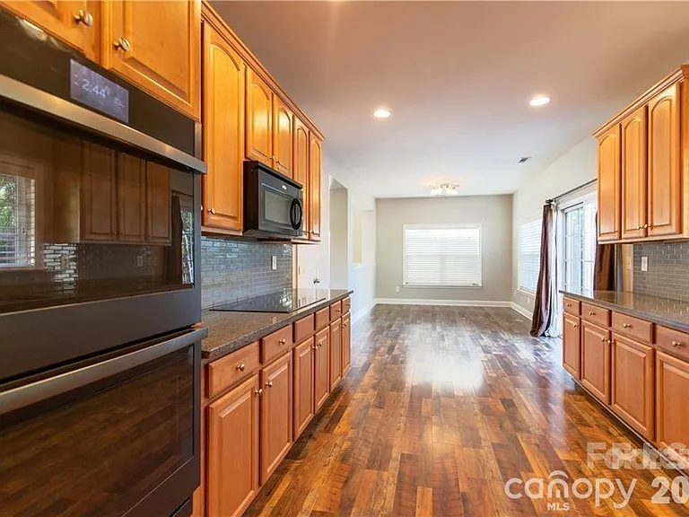 123 Colville Rd — Photo 9