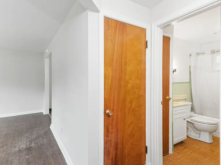 3069 Westwood Northern Blvd — Photo 16