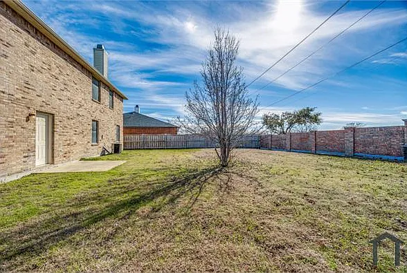 1525 Jasper Dr — Photo 7