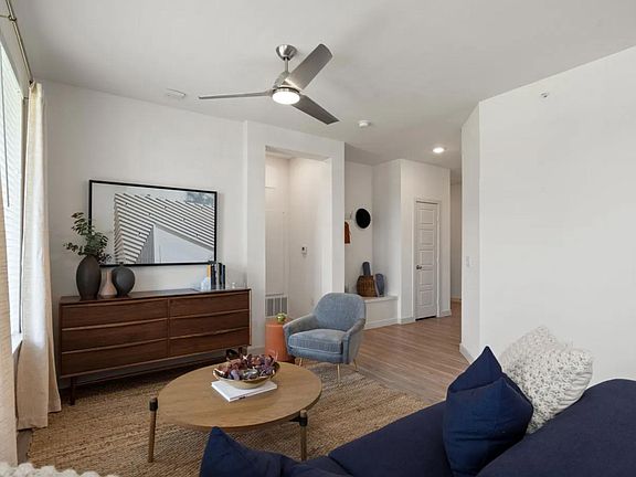 4th image of 1811 W Pflugerville Pkwy #6204