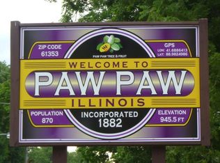 351 Chicago Rd APT 8, Paw Paw, IL 61353