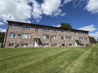 2900 Autumn Dr, Dubuque, IA 52002