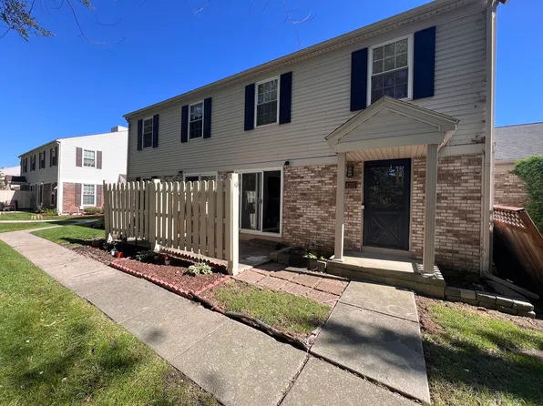 44215 Providence Dr, Clinton Township, MI