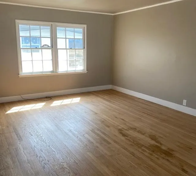 719 E Carson St #8 — Photo 9