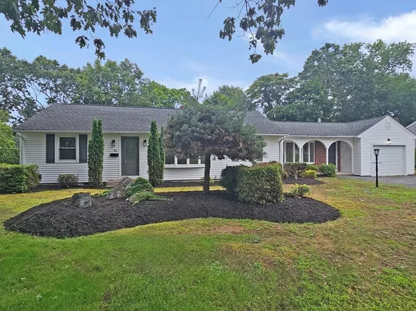 96 Mayfield St, Springfield, MA 01108