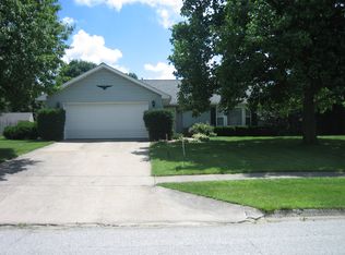 1017 Morningside Dr, Lebanon, IN 46052