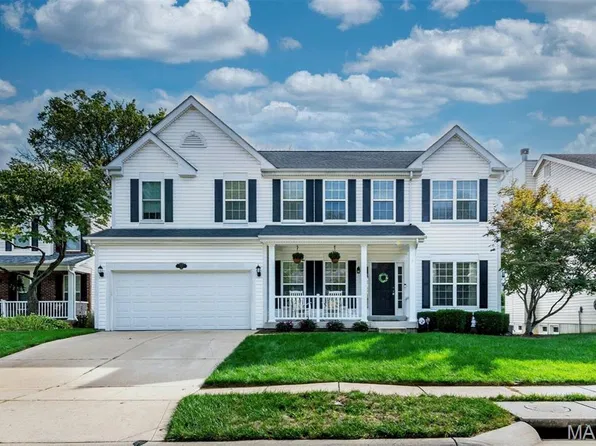820 Jb Hunt Ct, Ballwin, MO 63021