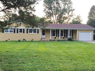 2217 Gatesborough Cir, Murray, KY 42071