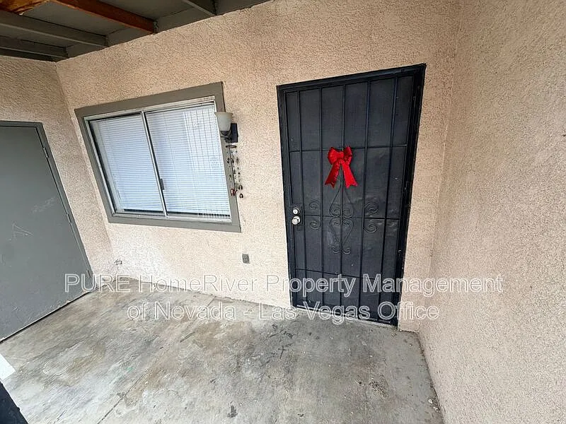 2 bed, 2.0 bath, 896 sqft, $1,200 — Photo 3