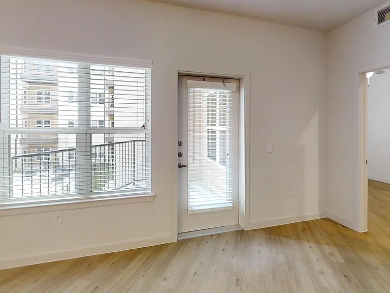 Park South — Photo 203
