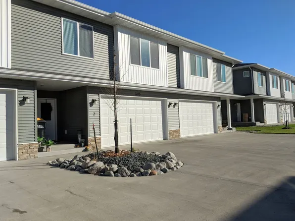 3365 Prairie Heights Way