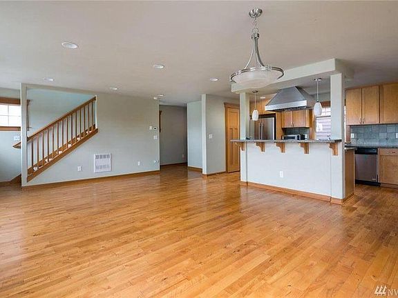 5th image of 4319 Evanston Ave N