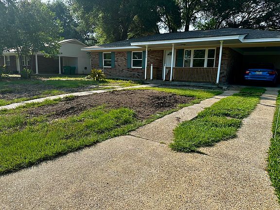 2nd image of 2408 Middlecoff Dr