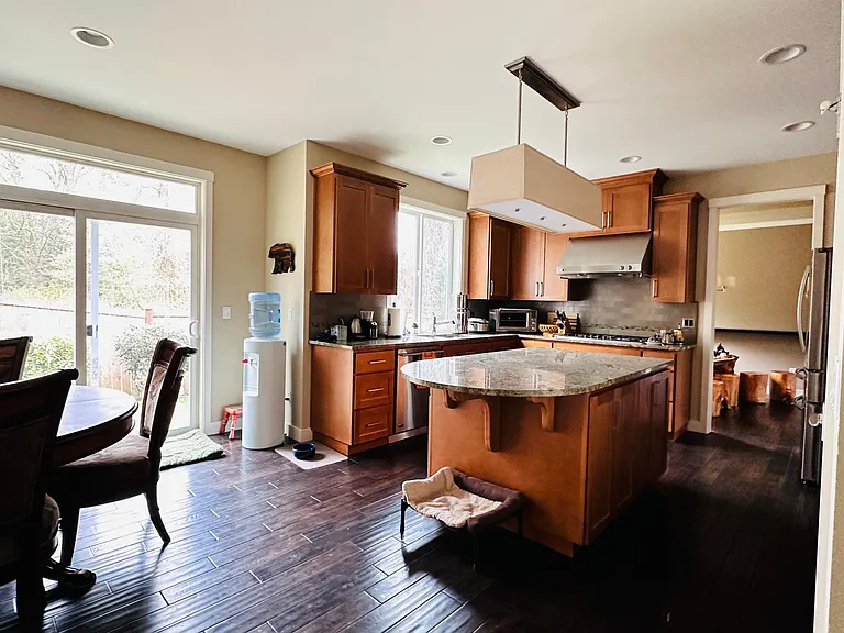 10615 106th Pl NE — Photo 8