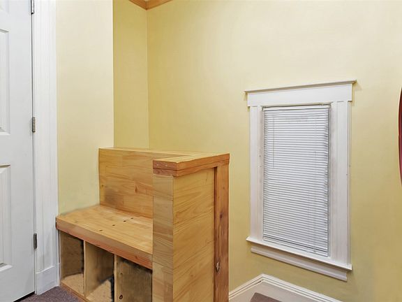 5th image of 3273 Kennedy Blvd