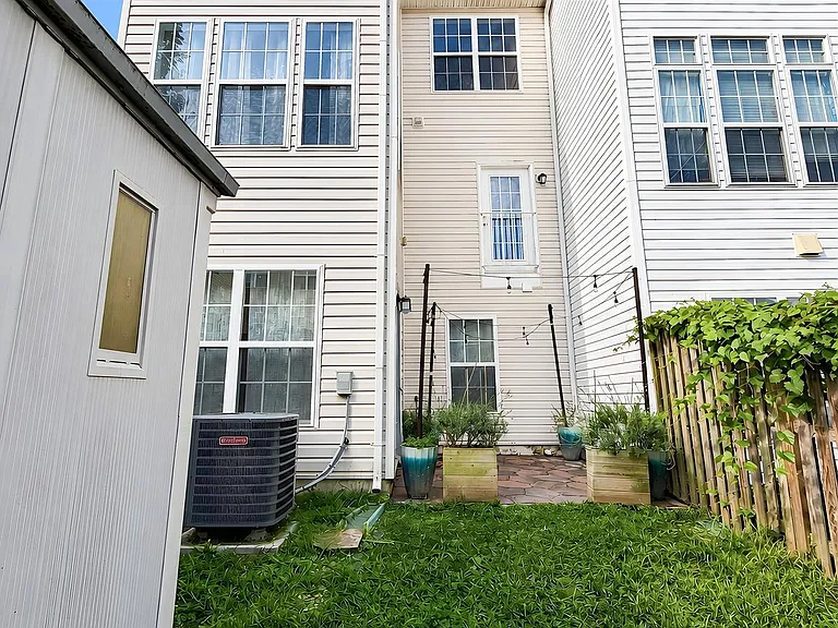 21362 Jettison Dr — Photo 55