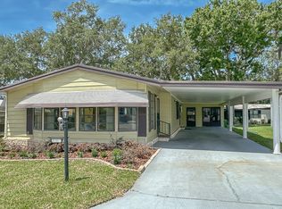 636 Sycamore Sq #382, Lady Lake, FL 32159