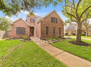 13643 Schumann Trl, Sugar Land, TX 77498