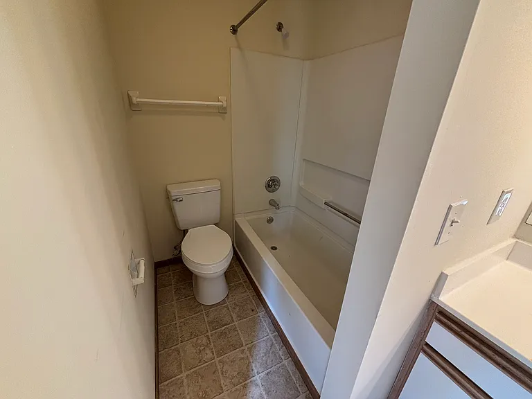 2381 Brown Rd — Photo 23