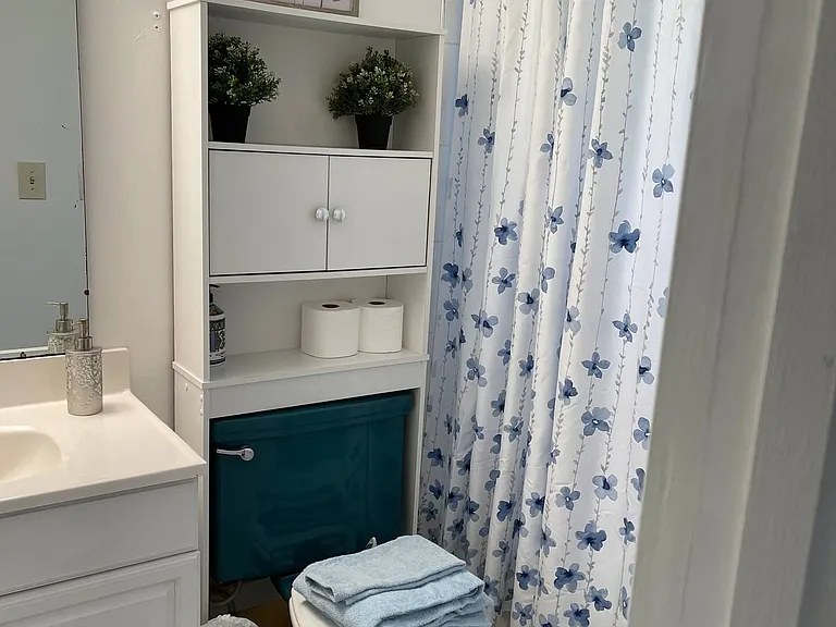 10329 Saint Albans Dr — Photo 8
