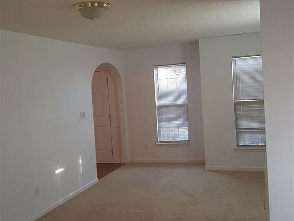 5th image of 3001 Forrestal Dr