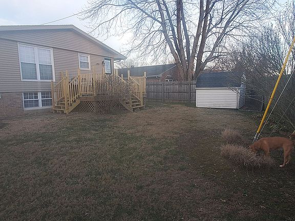 4th image of 2404 Whirlaway Dr