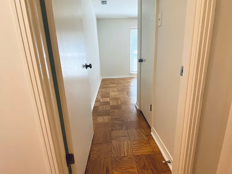 214 Glen Oaks Rd — Photo 9