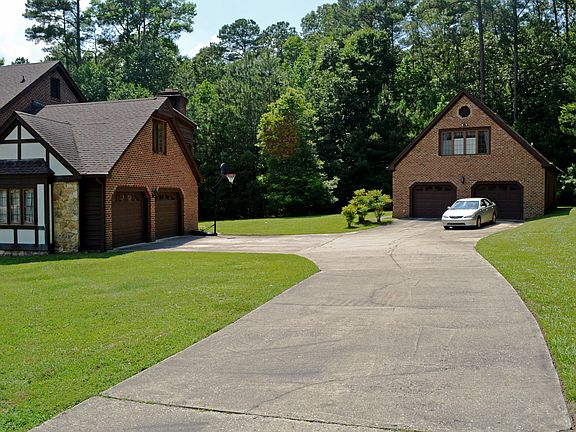 Driveway & Garages