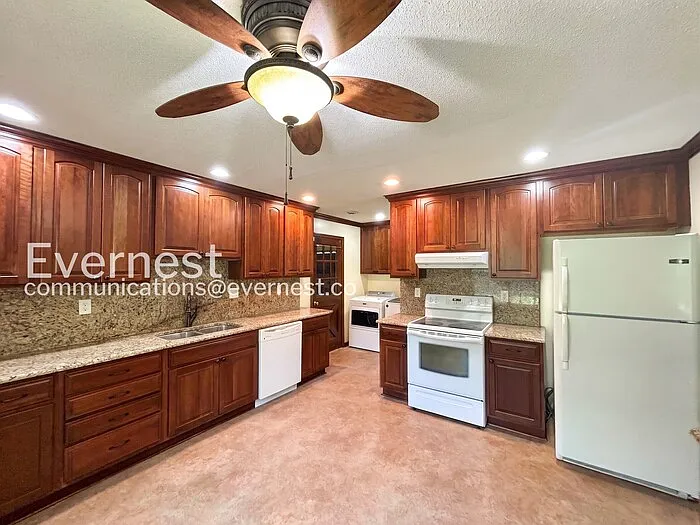 75 Cottonwood Dr — Photo 4