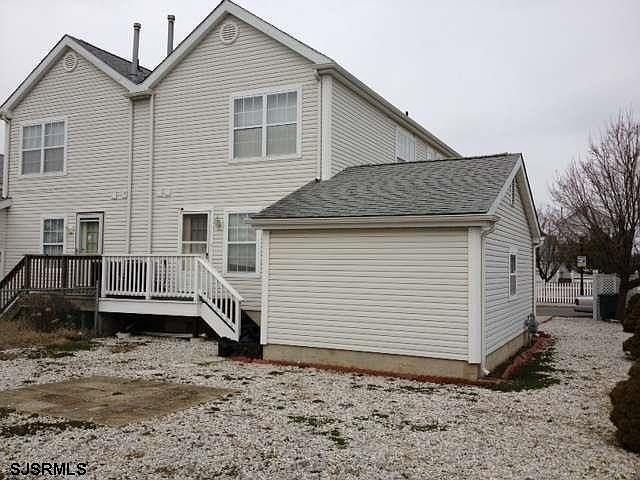 2nd image of 124 Folsom Ave