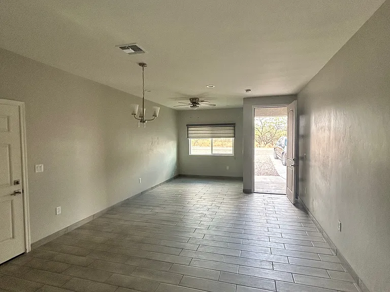 1848 Silver Ct — Photo 3