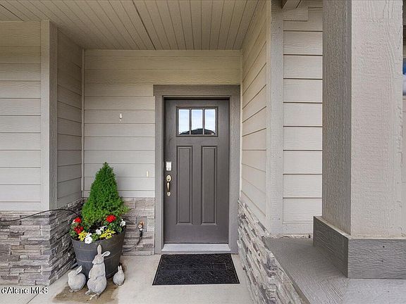 2nd image of 3402 N Croghan Dr
