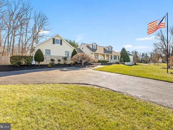 6837 White Rock Rd, Sykesville, MD 21784