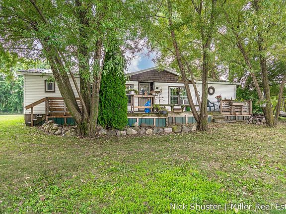 2nd image of 9163 Elderberry Ln