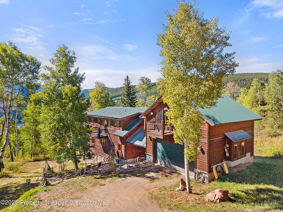 1st image of 372 Hawk Ln
