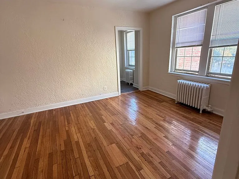 Oaklawn Apartments — Photo 17