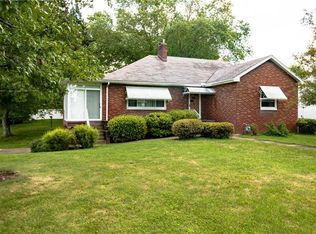 150 Roosevelt Ave, Waynesburg, OH 44688