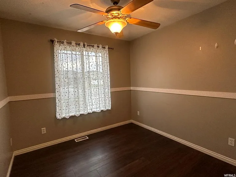 714 S 180 E — Photo 10