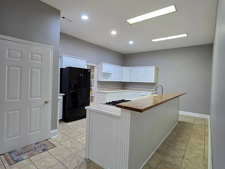 900 Race Track Rd — Photo 6