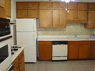 3rd image of 530 Antietam St