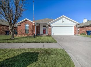 16309 Osceola Trl, Edmond, OK 73013