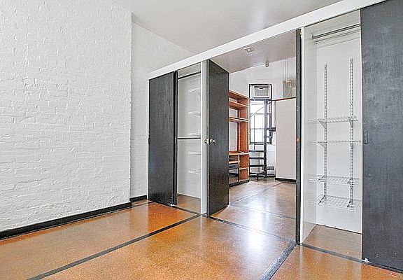 4th image of 424 E 82nd St APT 5RW
