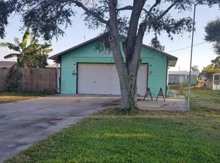 1909 Hunter Rd, Okeechobee, FL 34974