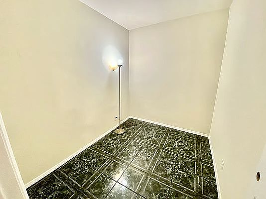 5th image of 569 46th St Floor 2