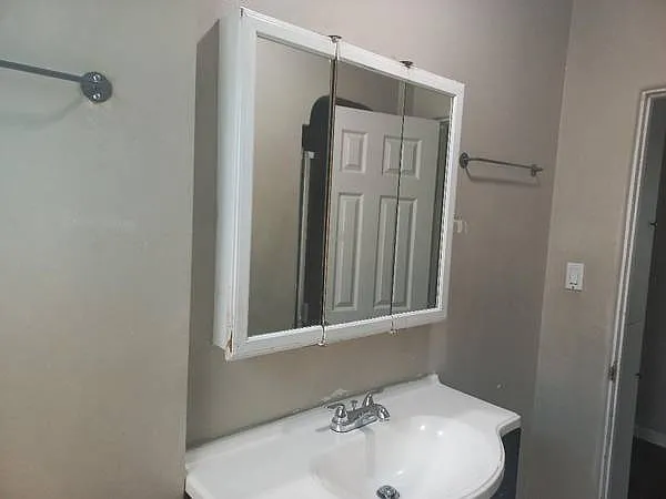 743 Harris Ave — Photo 5