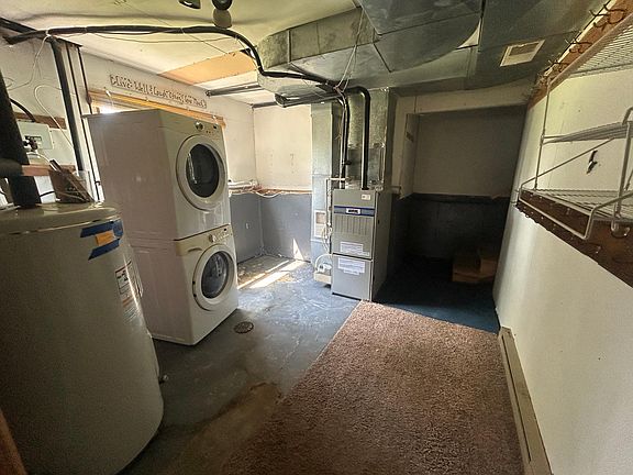 5th image of 1324 Pelican Ln