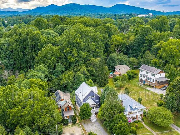 3rd image of 337 Sand Hill Rd