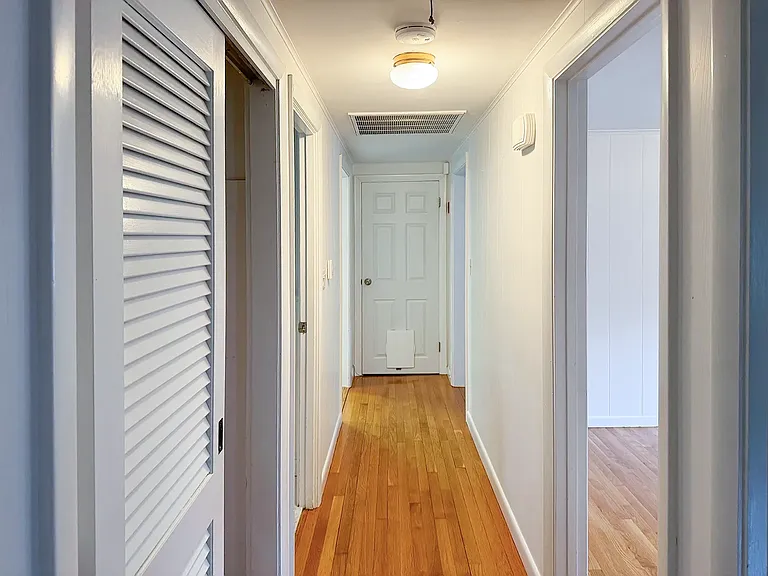 15 Bonito Ave — Photo 7